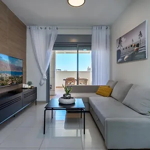 Melony Yam Suf Street דירה